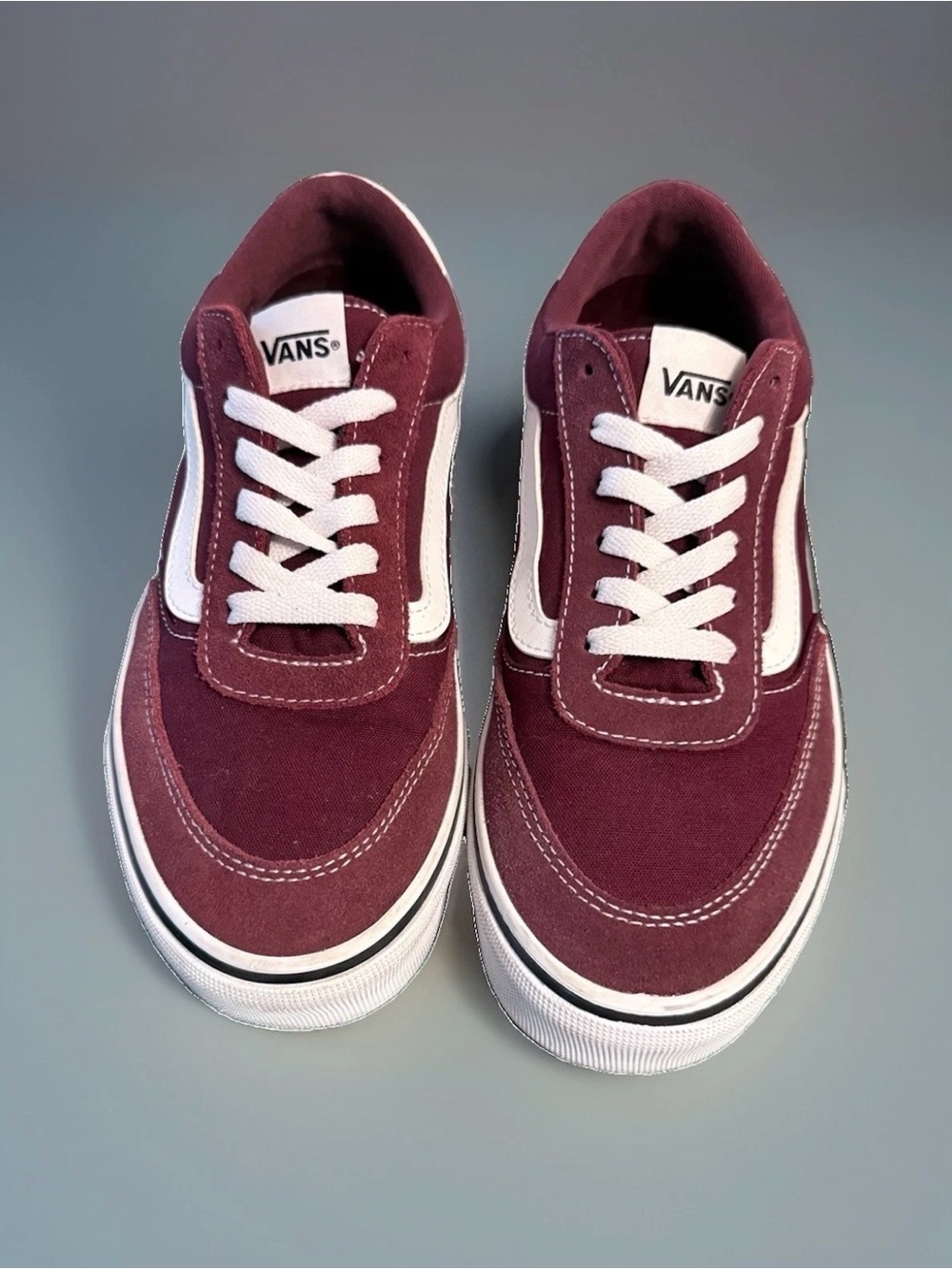 VANS Brooklyn Sneaker In Burgundy Size Women’s 9 medium